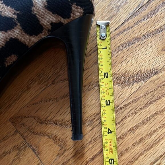 NINE WEST Leopard Faux Stiletto Platform Pumps- 8M - Picture 9 of 16